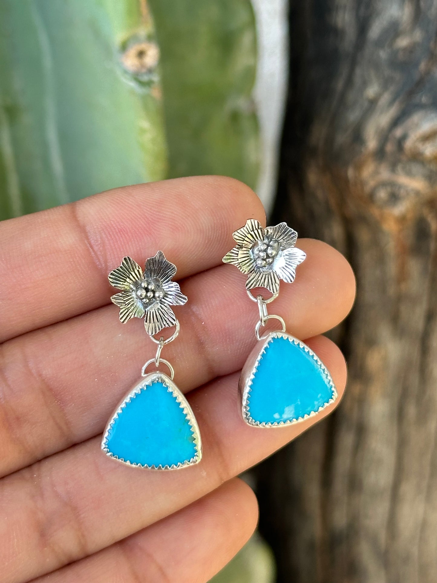Floral drops earrings