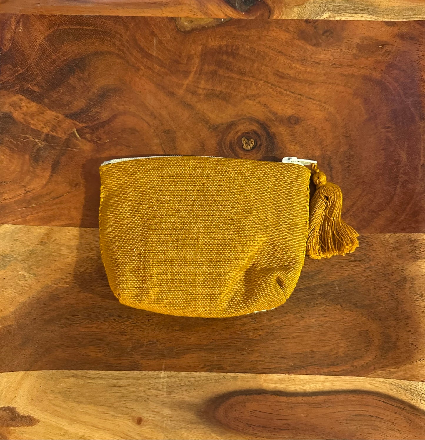 Mixed colors telar pouch