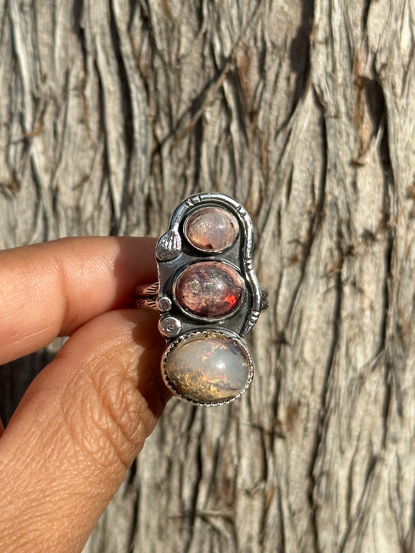 Triple opal Serpiente ring