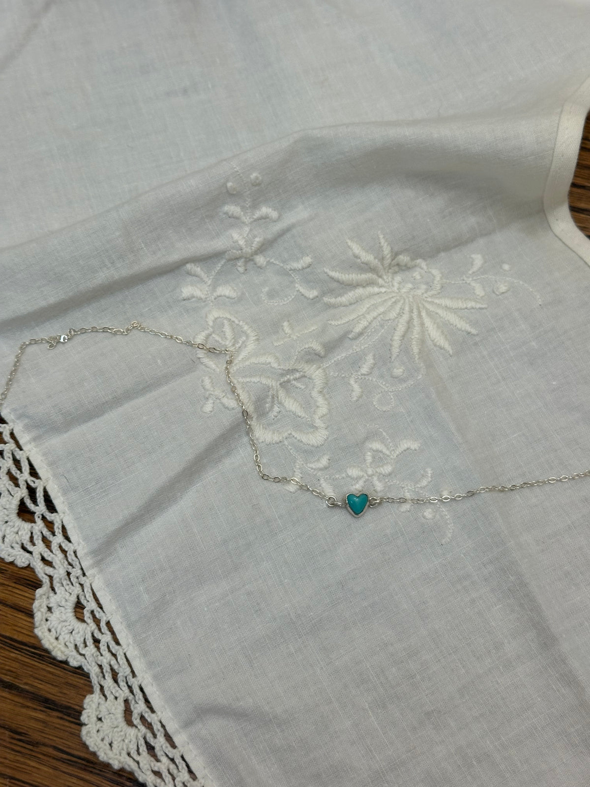 Mini Corazon Choker